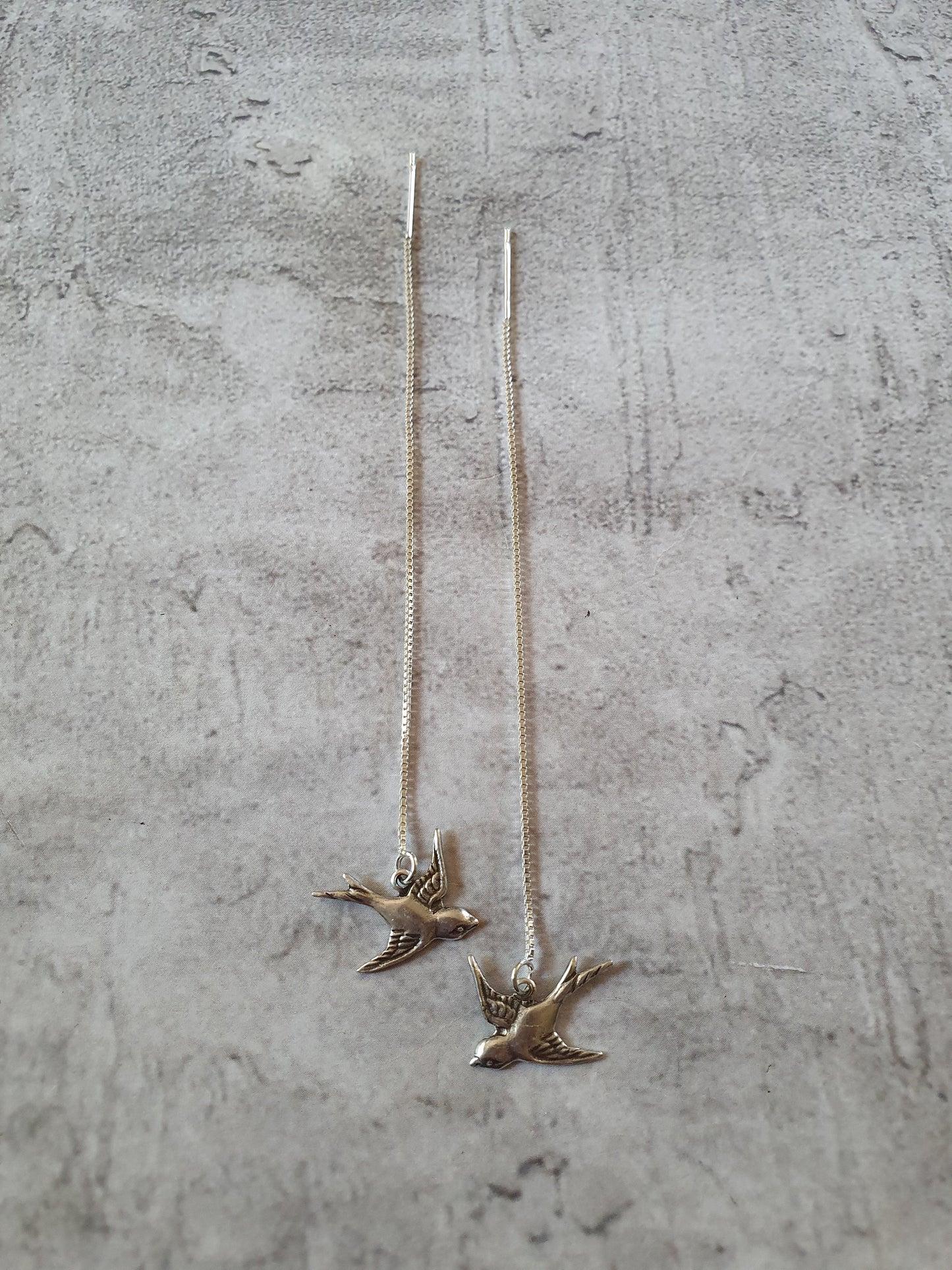 Swallow Threaders